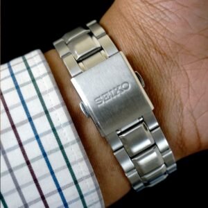 Seiko Blue Dial Quartz - Image 5