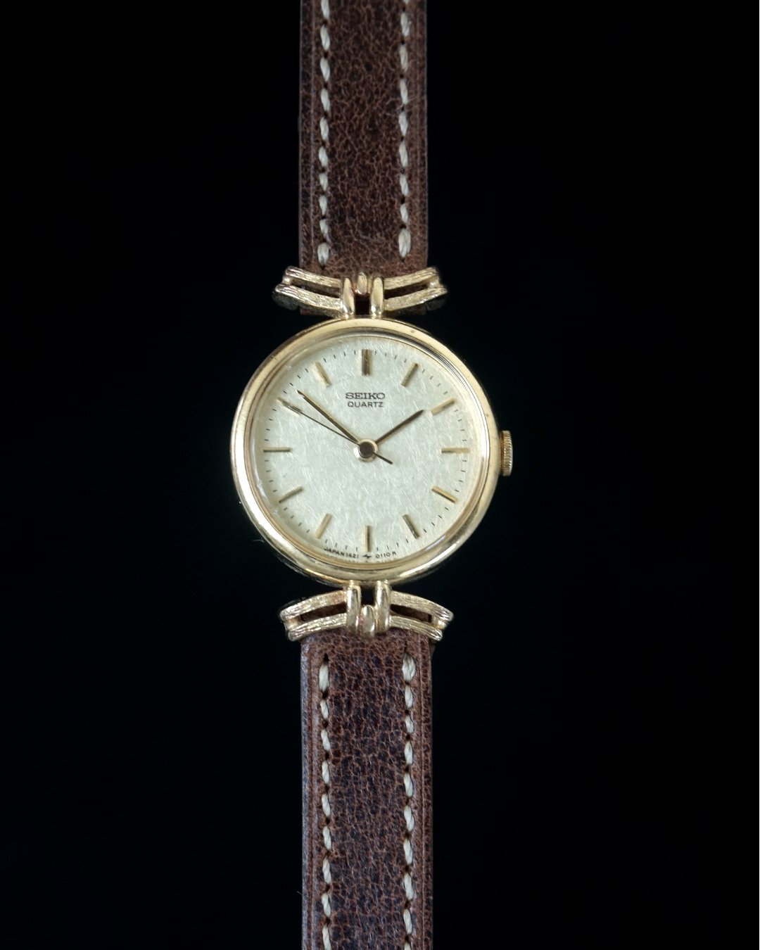 Seiko Ladies Snowflake Gold - Image 2