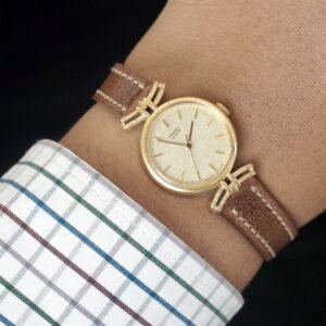 Seiko Ladies Snowflake Gold - Image 1