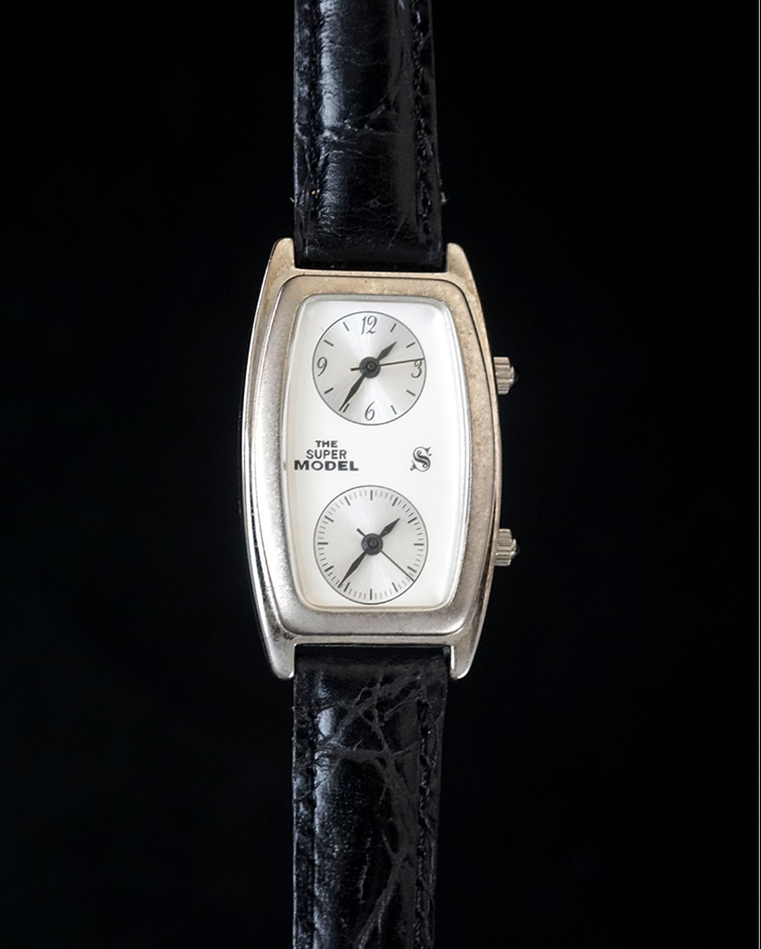 Dualtime The Super Model Swiss Quartz - Image 4