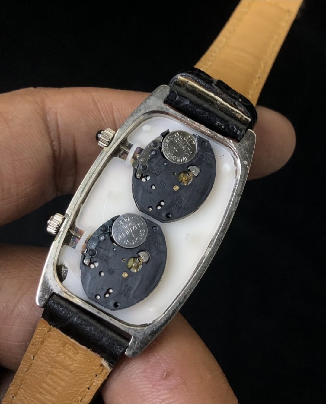 Dualtime The Super Model Swiss Quartz - Image 8