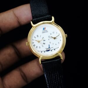 United Airlines Dualtime Vintage Swiss Quartz - Image 4