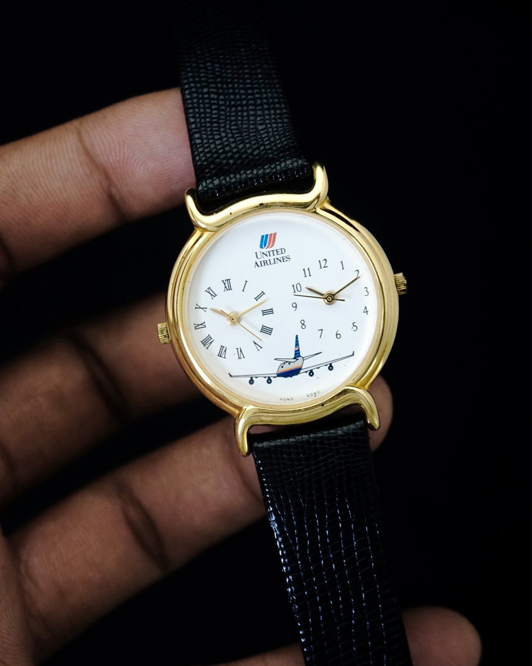 United Airlines Dualtime Vintage Swiss Quartz - Image 4