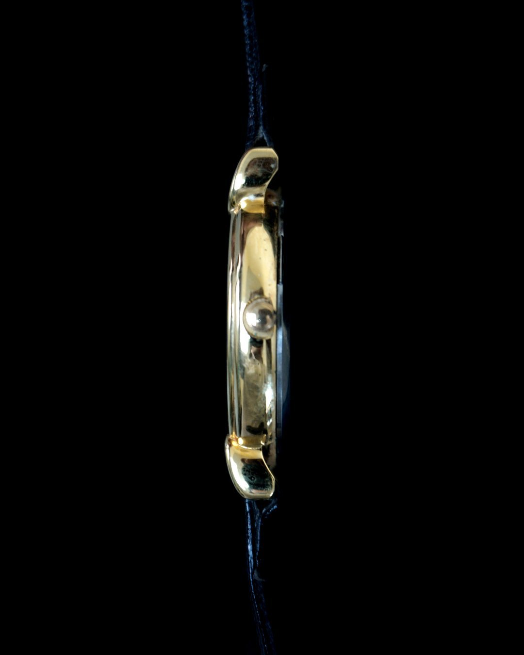 United Airlines Dualtime Vintage Swiss Quartz - Image 6
