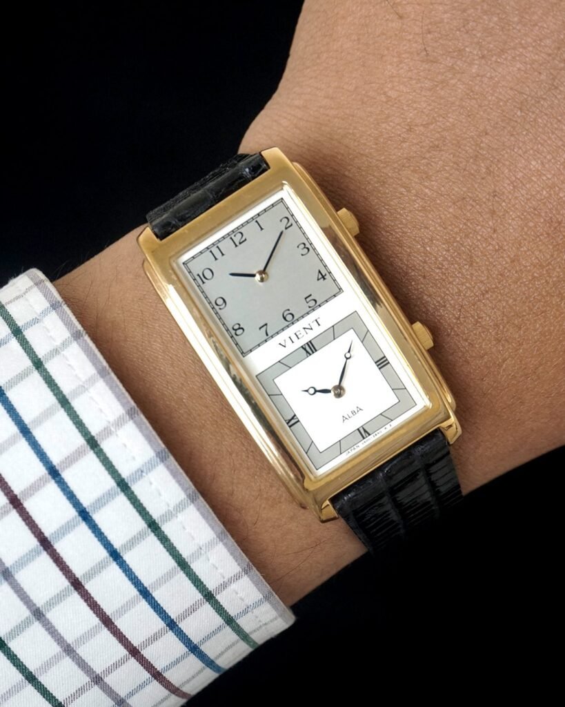 Alba Vient Dualtime Traveller Watch