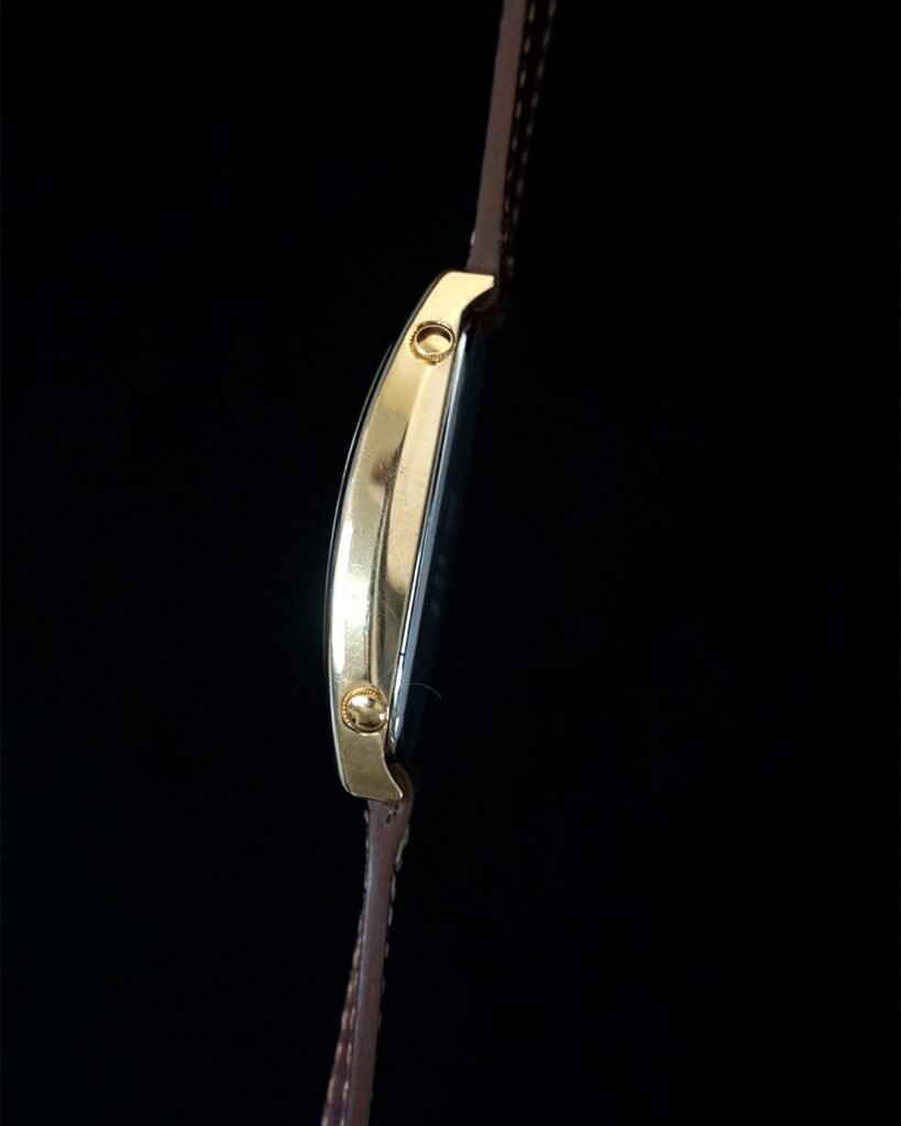 JAL Dualtime Japan Quartz Lumedial