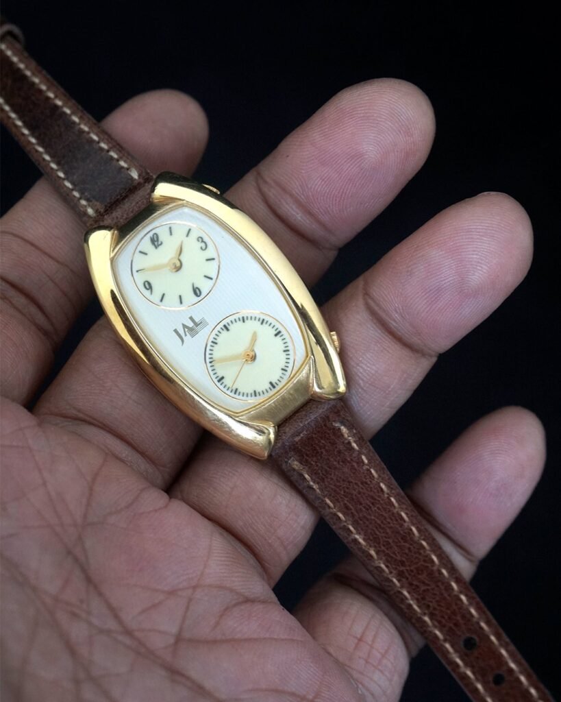 JAL Dualtime Japan Quartz Lumedial