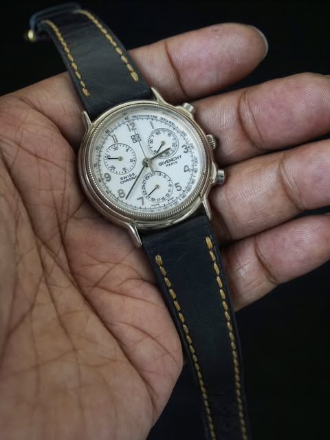 Gavenchy Chronograph Swissmade