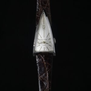 Daniel Perret Triangular Swissmade - Image 5