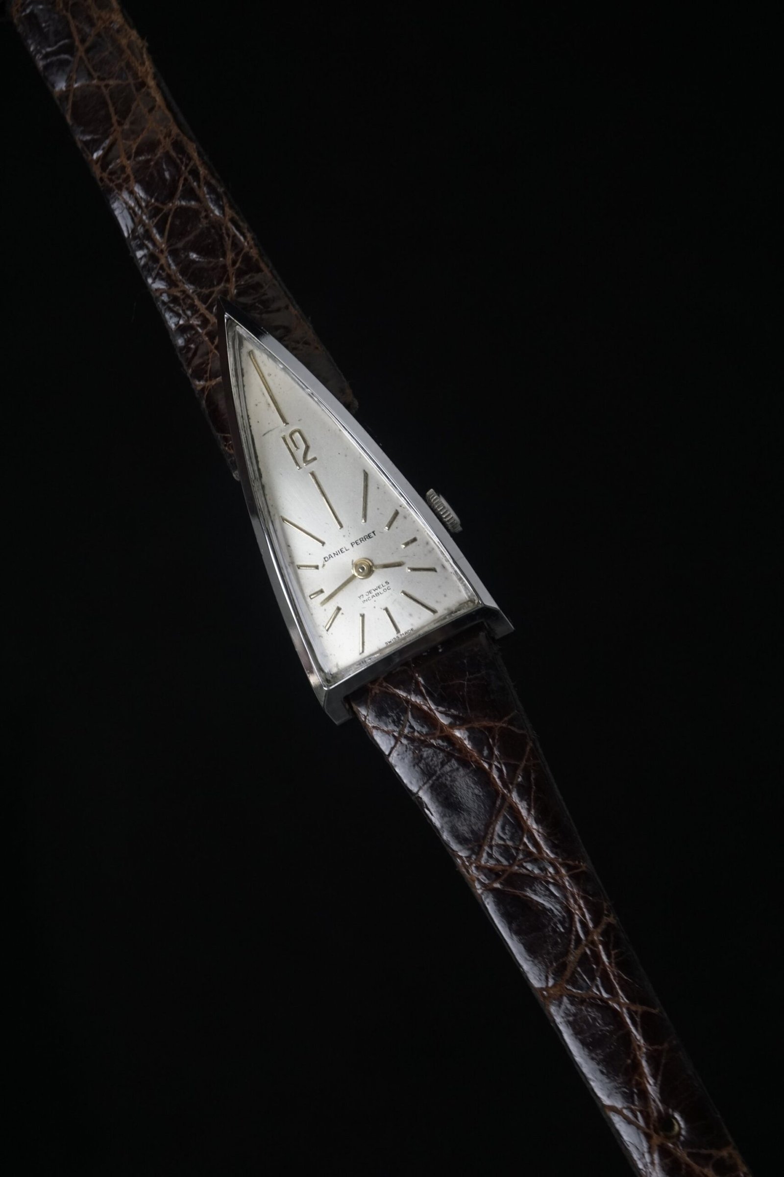 Daniel Perret Triangular Swissmade - Image 3