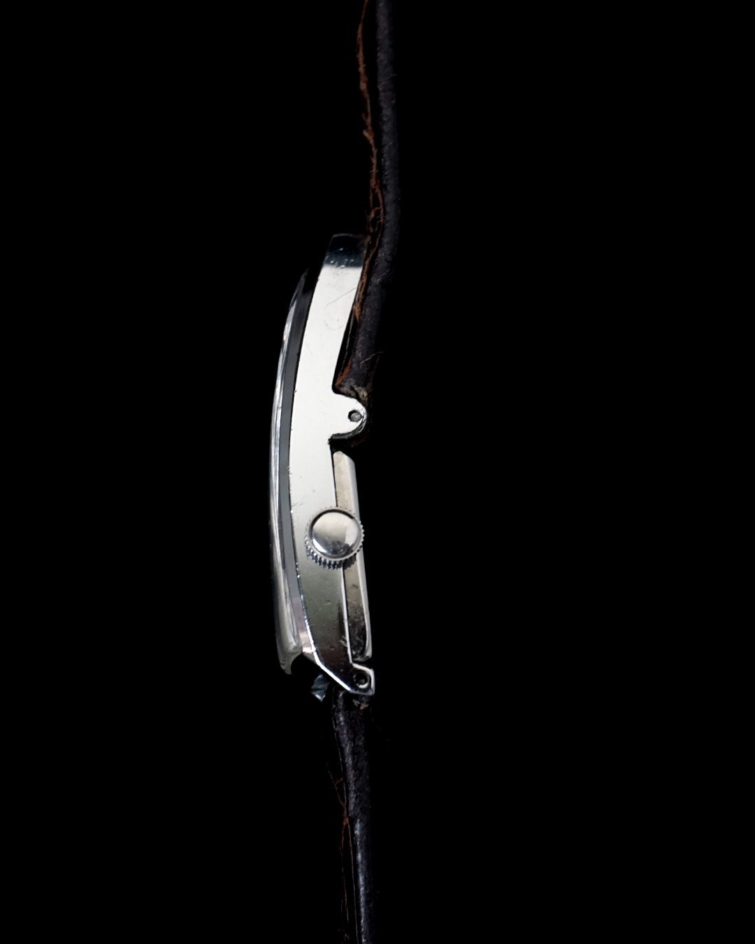 Daniel Perret Triangular Swissmade - Image 6