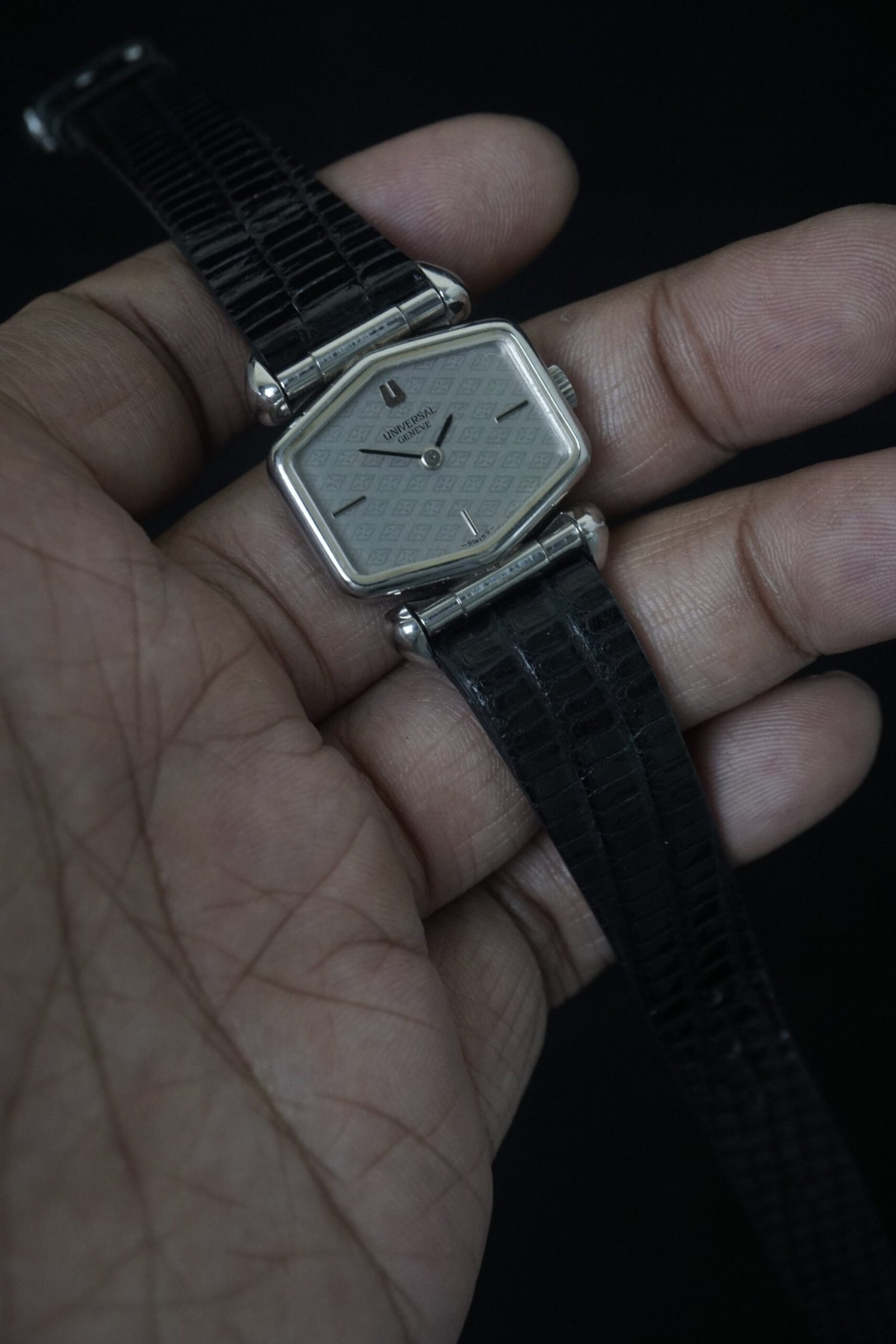 Universal Geneve Elongated Hexagon Ladies Pattern Dial - Image 5