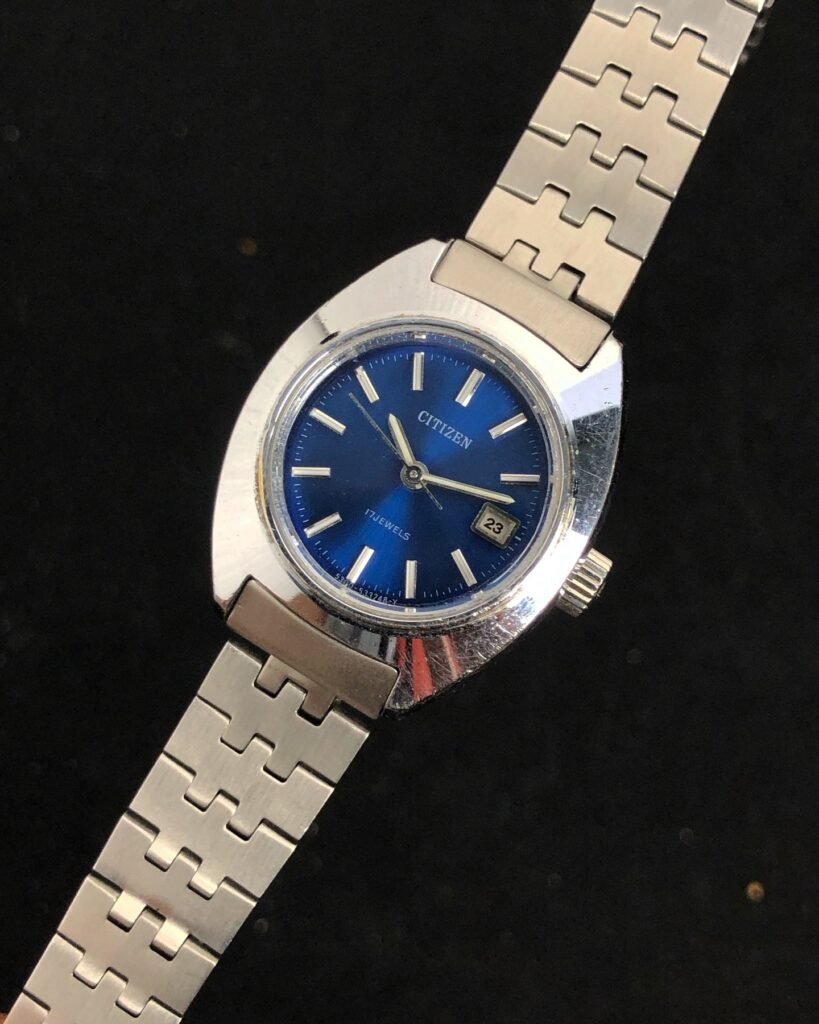 𝗖𝗶𝘁𝗶𝘇𝗲𝗻 𝗟𝗮𝗱𝗶𝗲𝘀 𝟭𝟳𝗝 1970