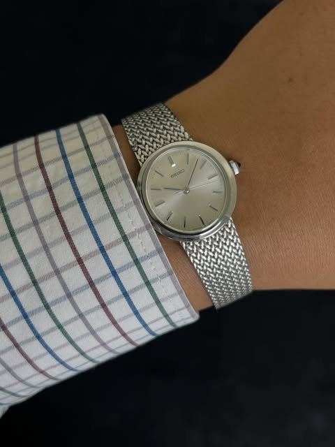 Seiko Quartz Integrated Bracelet