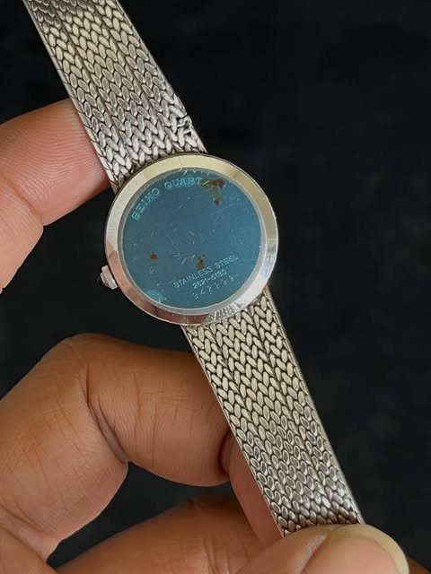 Seiko Quartz Integrated Bracelet