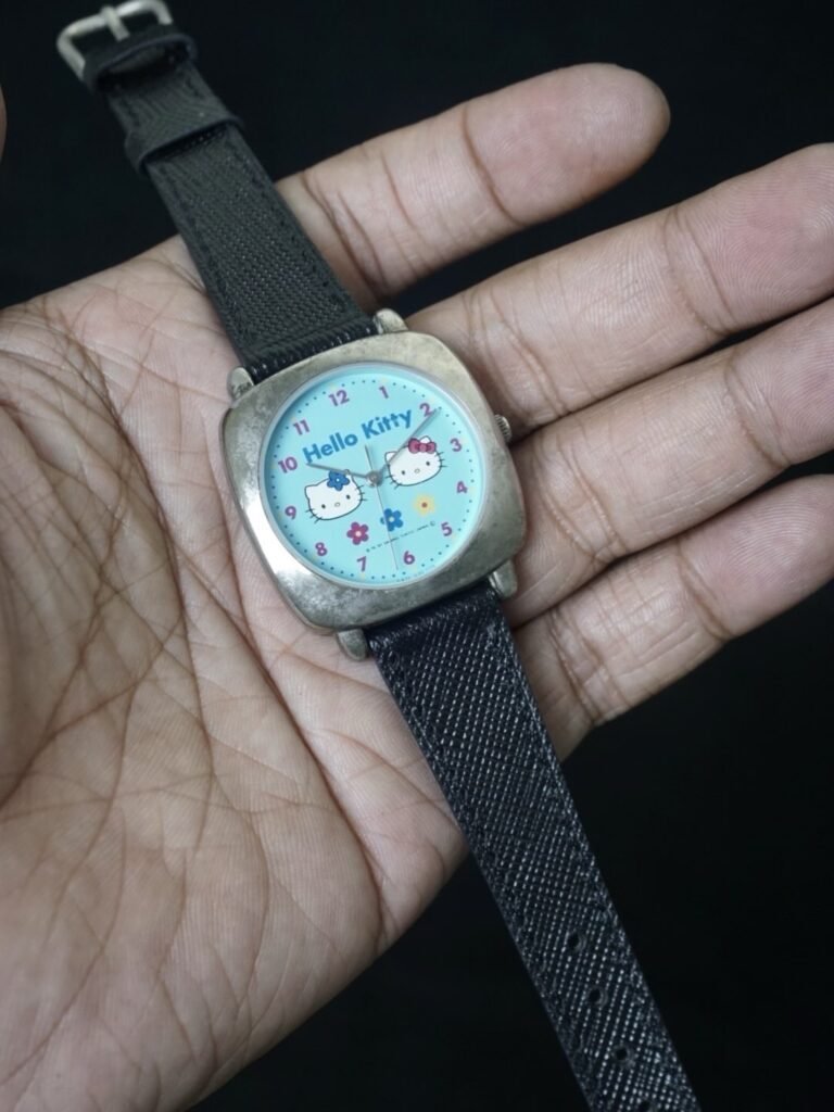 Crater Hello Kitty Japan Quartz
