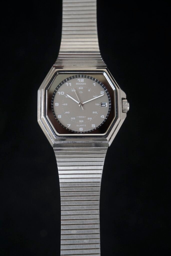 Ricoh Quartz TV Shape Octagon