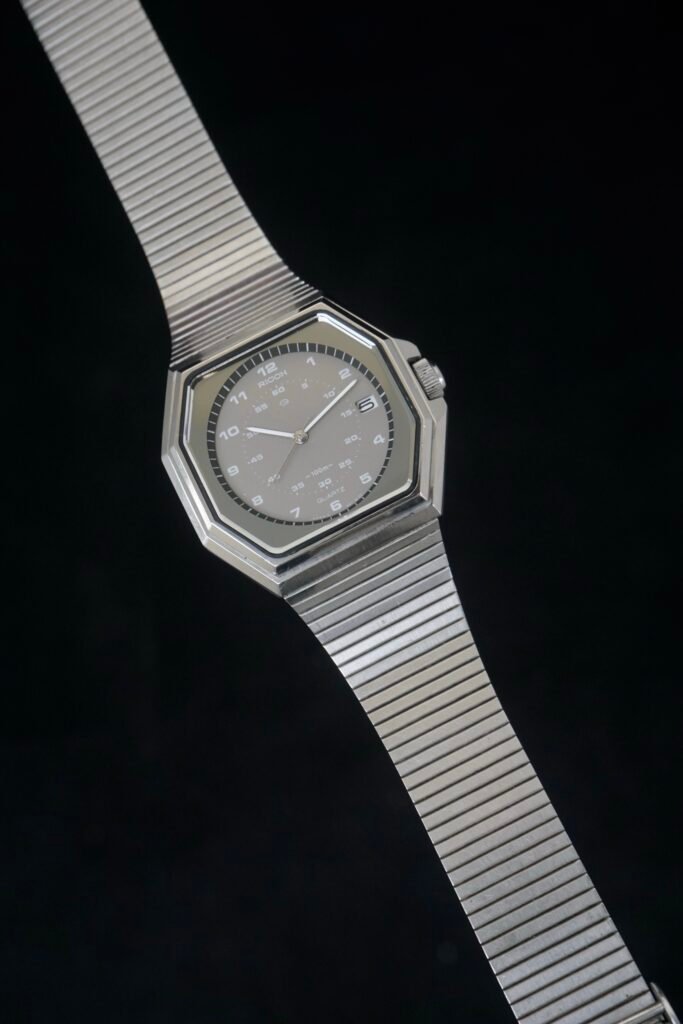 Ricoh Quartz TV Shape Octagon