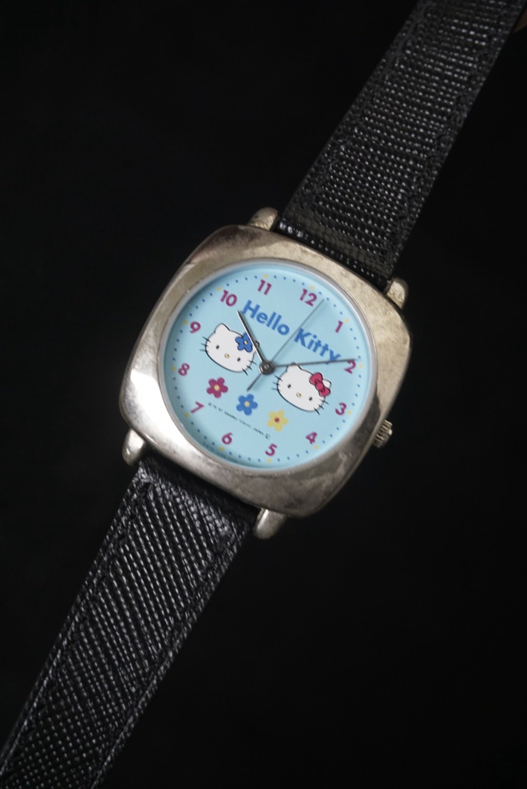 Crater Hello Kitty Japan Quartz - Image 4