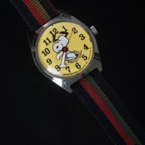 Citizen Snoopy Yellow - Image 4