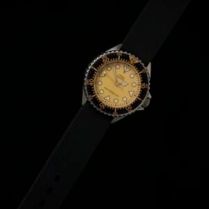 Citizen Vega Midsize Diver Yellow Dial - Image 7