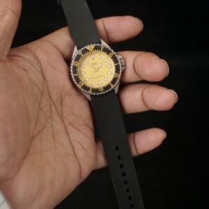 Citizen Vega Midsize Diver Yellow Dial - Image 4