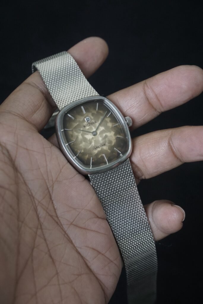 Waltham Lincoln Smoky Tiger Eye