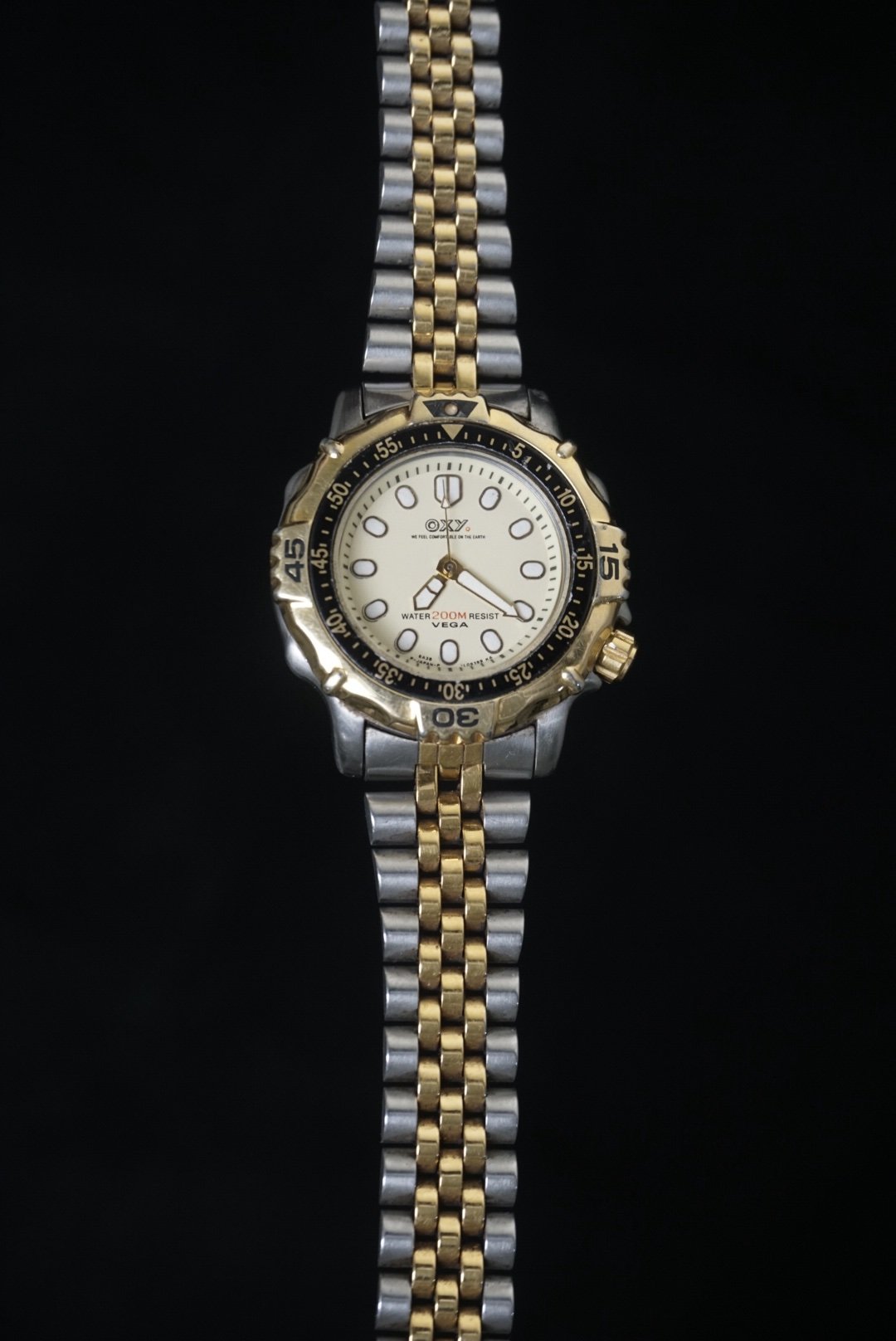 Citizen Oxy Diver’s Twotone Midsize WR 200m - Image 2
