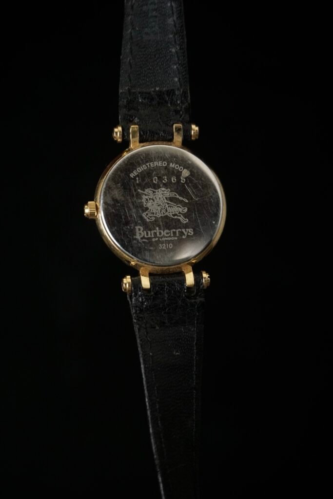 Burberrys Quartz Date Ladies