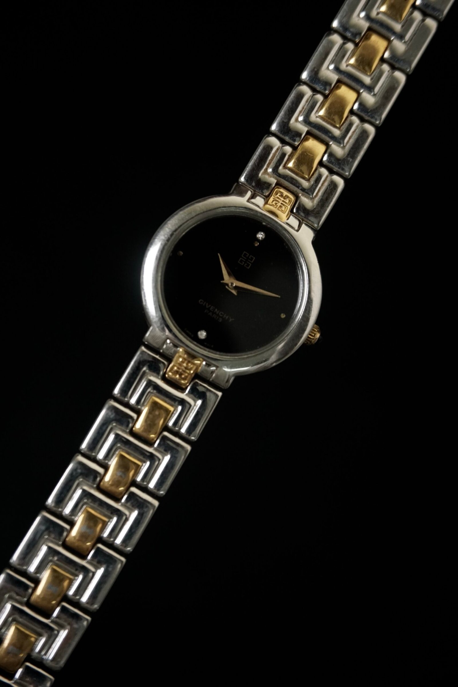 Gavenchy Millesime Two-Tone - Image 5